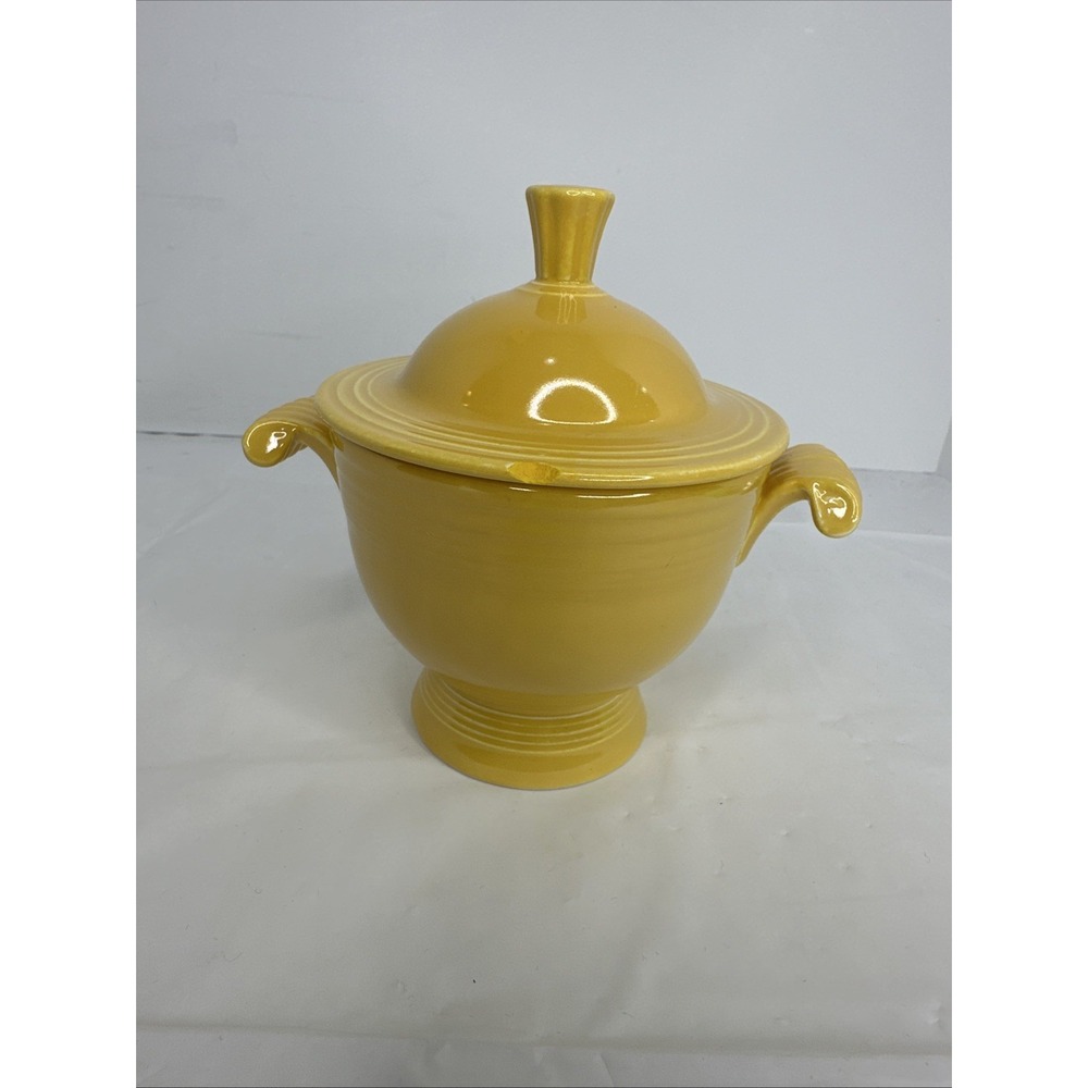 FiestaWare Yellow Sugar Bowl With Lid Scroll 1936-1941 Homer Laughlin Flaws